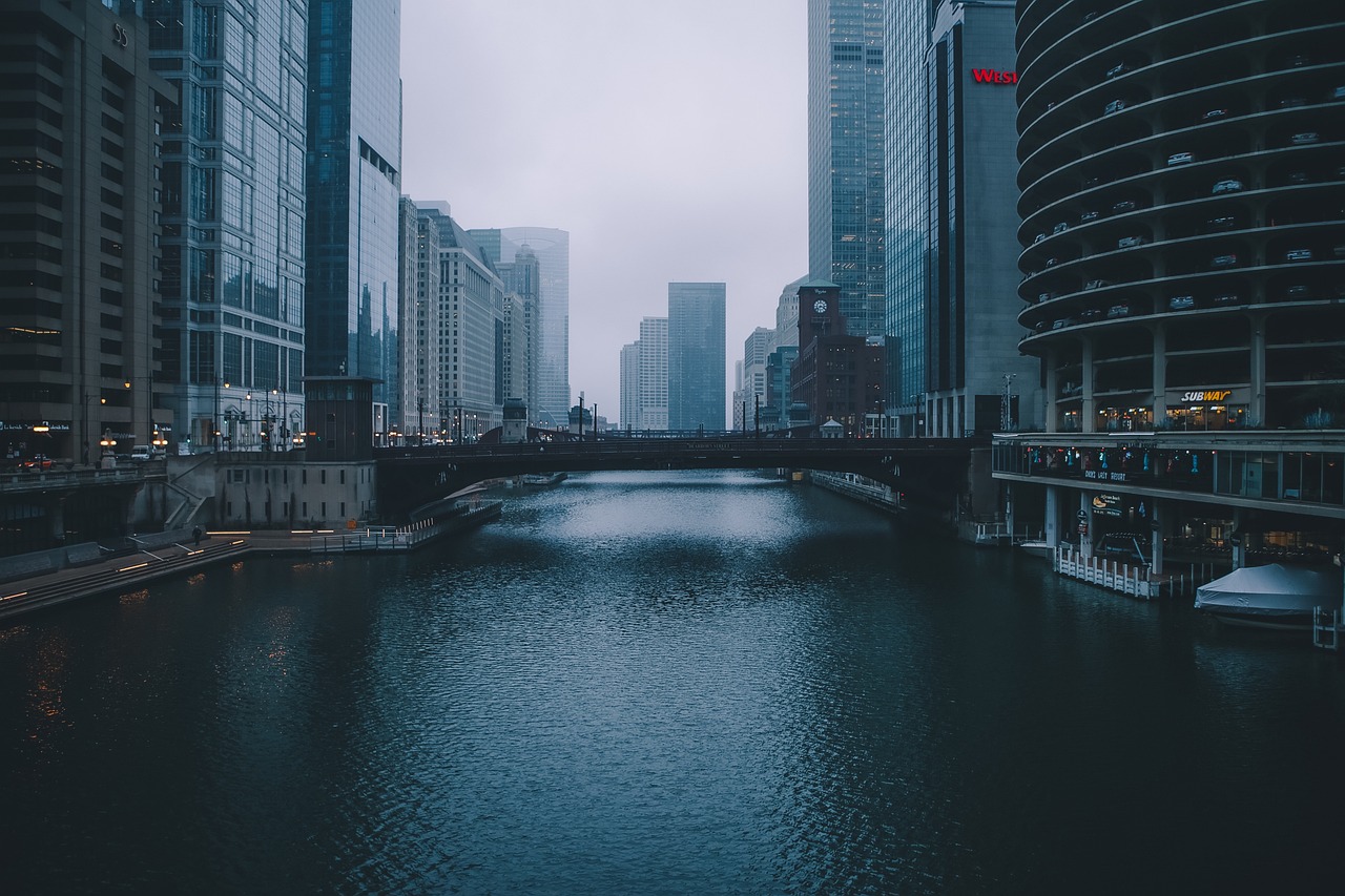 多維解讀現(xiàn)代都市生活，最新都市劇盤點(diǎn)