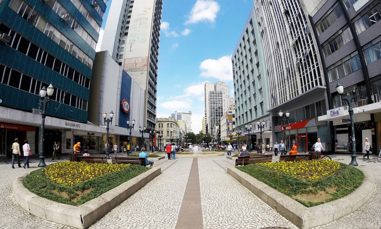 漢口湖畔地鐵最新圖片，城市發(fā)展與交通建設的和諧融合典范