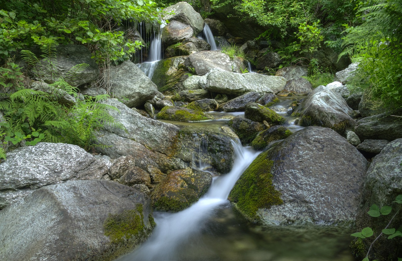 吉縣壺口瀑布最新動態(tài)，壯麗景觀與旅游熱潮的交融