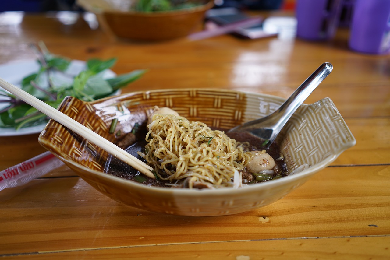 最新油化船大廚招聘啟事，尋找航海美食高手加盟！